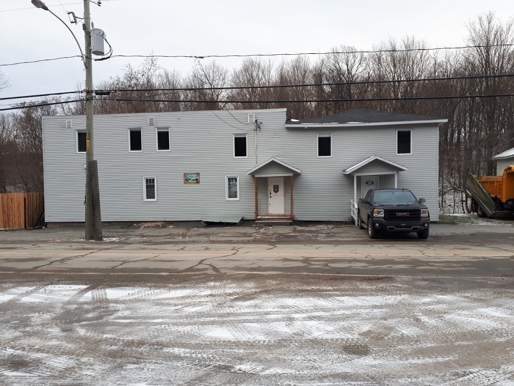 Chalet résidence Des Vallon | 489 Rue Principale, Sainte-Sophie-dHalifax, QC G0P 1L0, Canada | Phone: (819) 352-2782