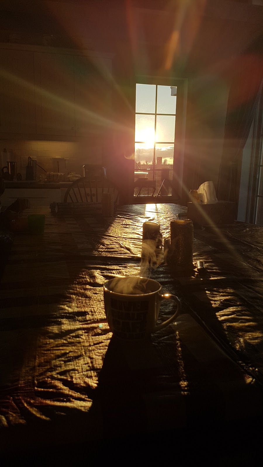 Au Soleil Levant | Petite-Rivière-Saint-François, QC G0A 2L0, Canada