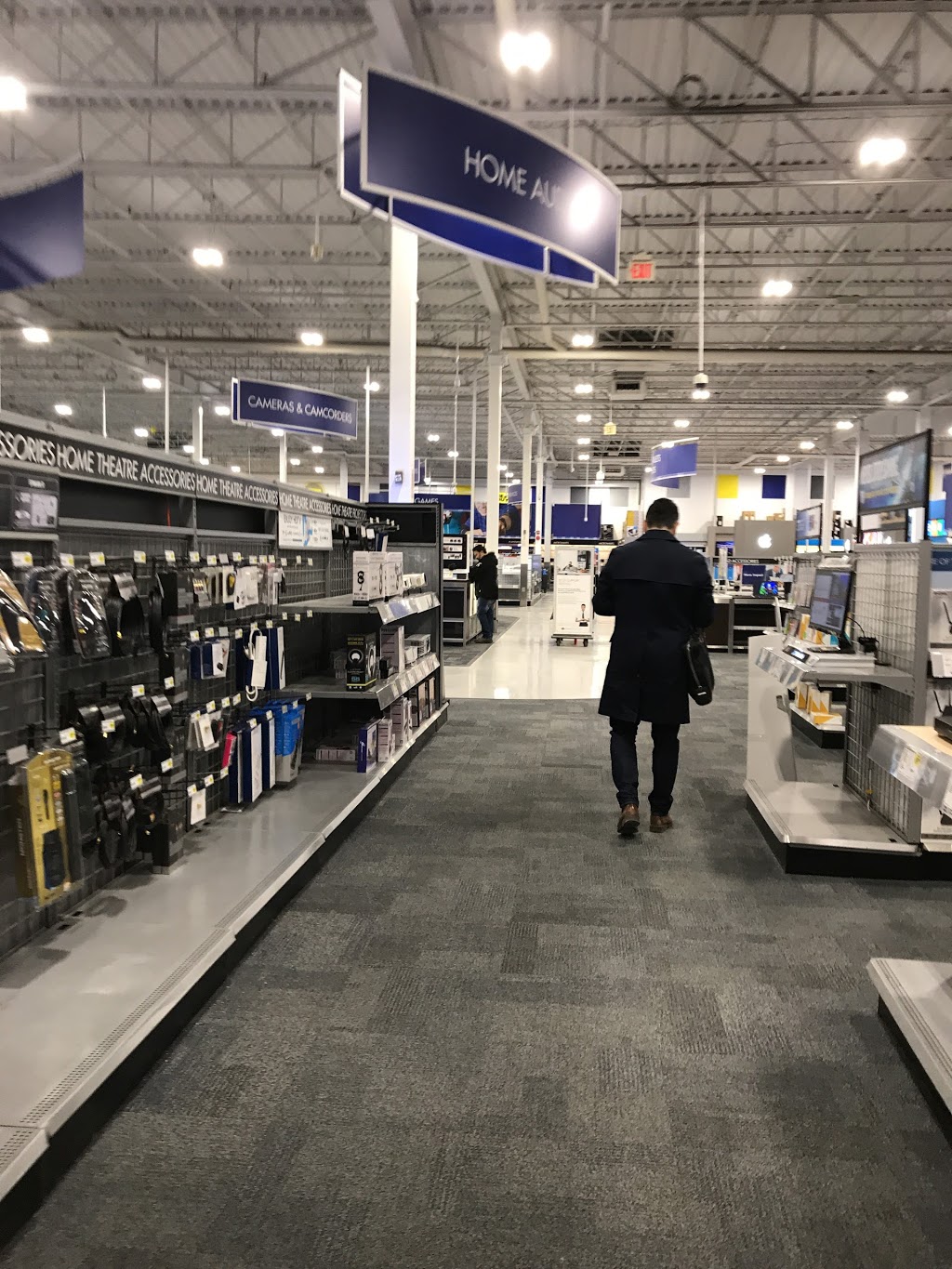 Best Buy | 5000 Hwy 7 Unit 2070L, Markham, ON L3R 4M9, Canada | Phone: (905) 754-3025
