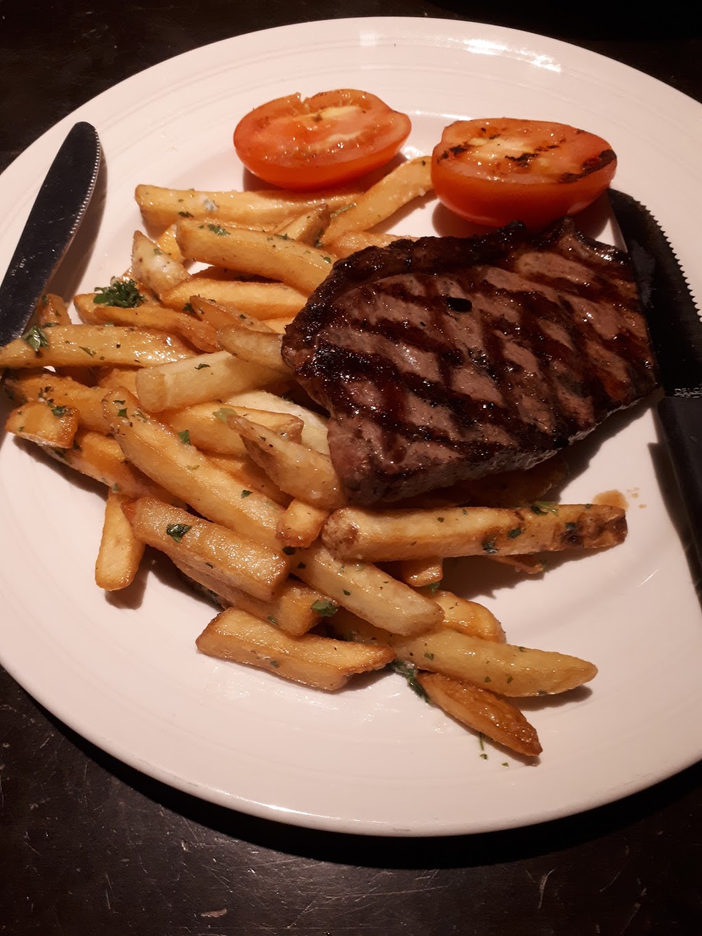 Eastside Marios Restaurant | 186 Chain Lake Dr, Halifax, NS B3S 1C5, Canada | Phone: (902) 450-1311