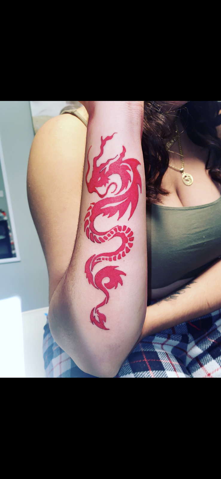 Kings Tatts | 25 Wilkerson St, Thorold, ON L2V 0G4, Canada | Phone: (905) 351-2880
