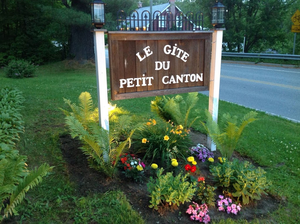 Le Gîte du Petit Canton | 1055 QC-243, Melbourne, QC J0B 2B0, Canada | Phone: (819) 826-1887