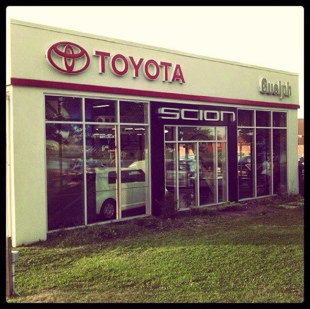 Guelph Toyota Used Car Dept | 635 Woodlawn Rd W, Guelph, ON N1K 1E9, Canada | Phone: (866) 834-1116