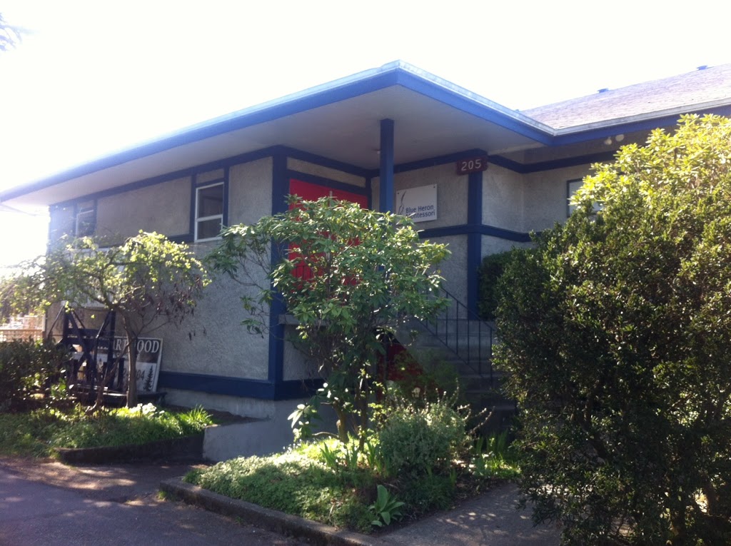 Blue Heron Montessori | 205 Simcoe St, Victoria, BC V8V 1K6, Canada | Phone: (250) 667-2277