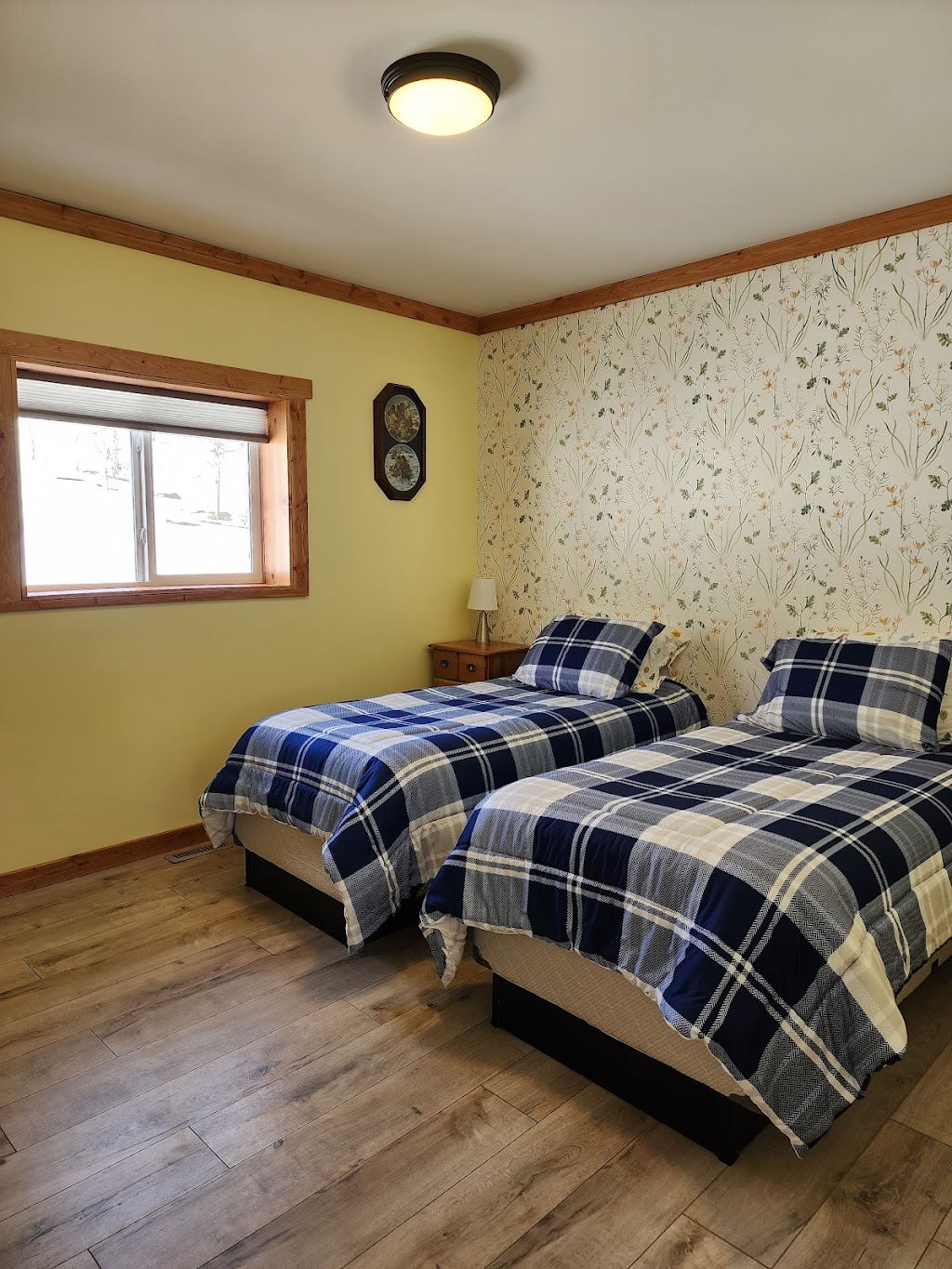 Stonehurst Cabins | Pincher Creek, AB T0K 1W0, Canada | Phone: (403) 627-9142