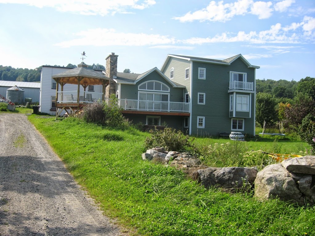 Glen Hart Farm | 439 Chemin du Lac Gale, Bromont, QC J2L 2S5, Canada | Phone: (450) 777-9085