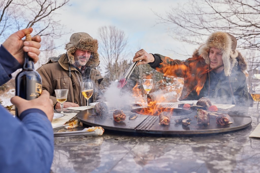 Table BBQ Nevot | 1221 Chem. de Ladds Mills, Coaticook, QC J1A 2S2, Canada | Phone: (418) 717-2444