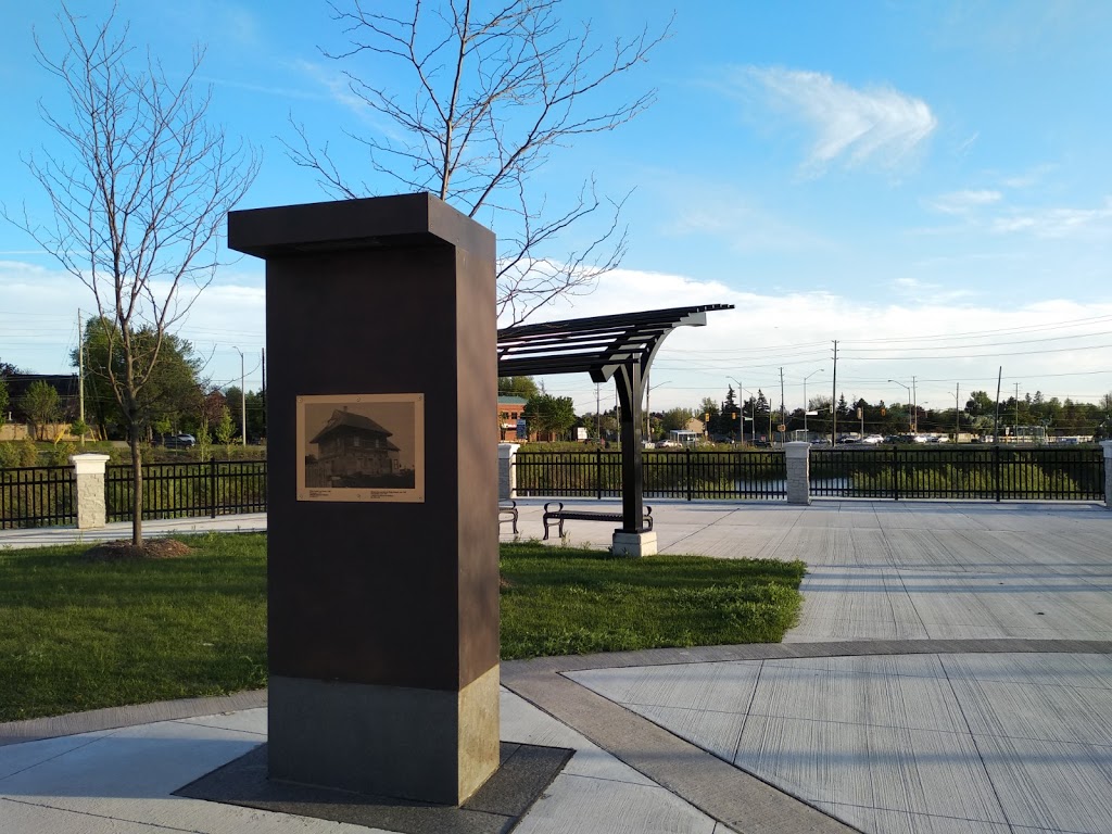 Berczy Square | 5 Nipigon Ave, Markham, ON L6C 1N7, Canada