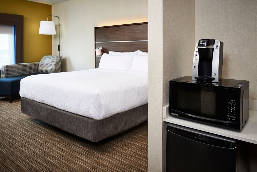 Holiday Inn Express & Suites Brantford | 27 Sinclair Blvd Building 1, Brantford, ON N3S 7X6, Canada | Phone: (226) 368-1100