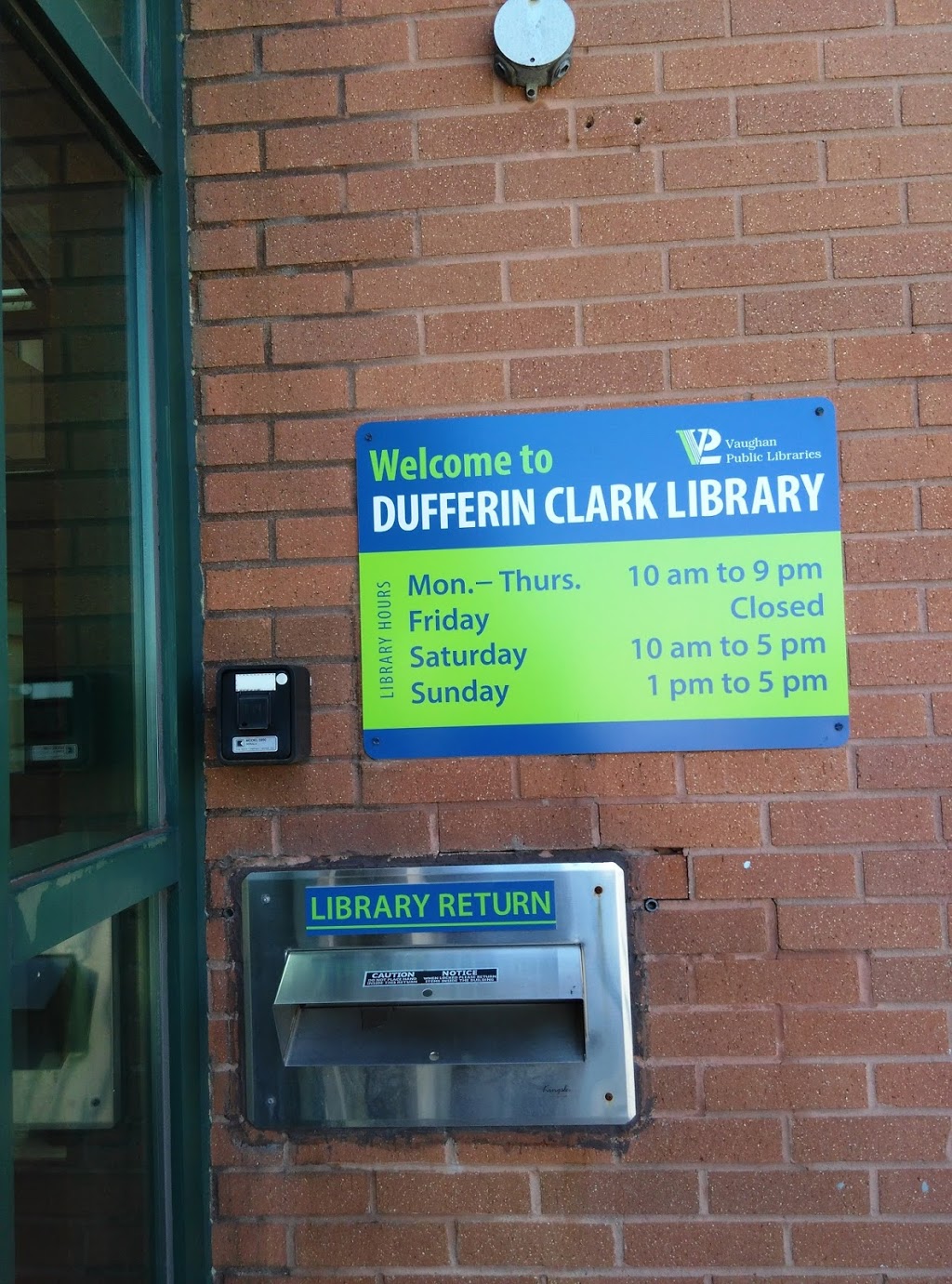 Dufferin Clark Library | 1441 Clark Ave W, Thornhill, ON L4J 7R4, Canada | Phone: (905) 653-7323