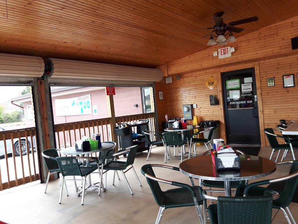 Lynwood Bar | 596 Busha Hwy, Marysville, MI 48040, USA | Phone: (810) 364-8114