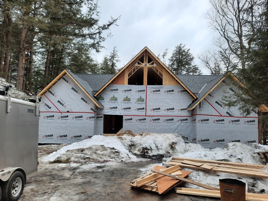 White Lightning Steep Roofing | 19 Bird Ln, Bracebridge, ON P1L 1J1, Canada | Phone: (647) 888-8310