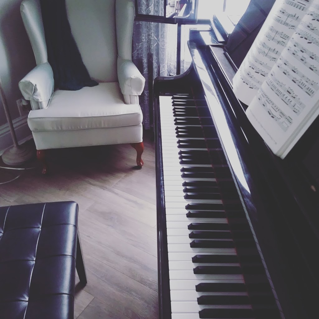 Iles Music Studio | Barton St E, Hamilton, ON L8L 3L9, Canada | Phone: (519) 505-7834