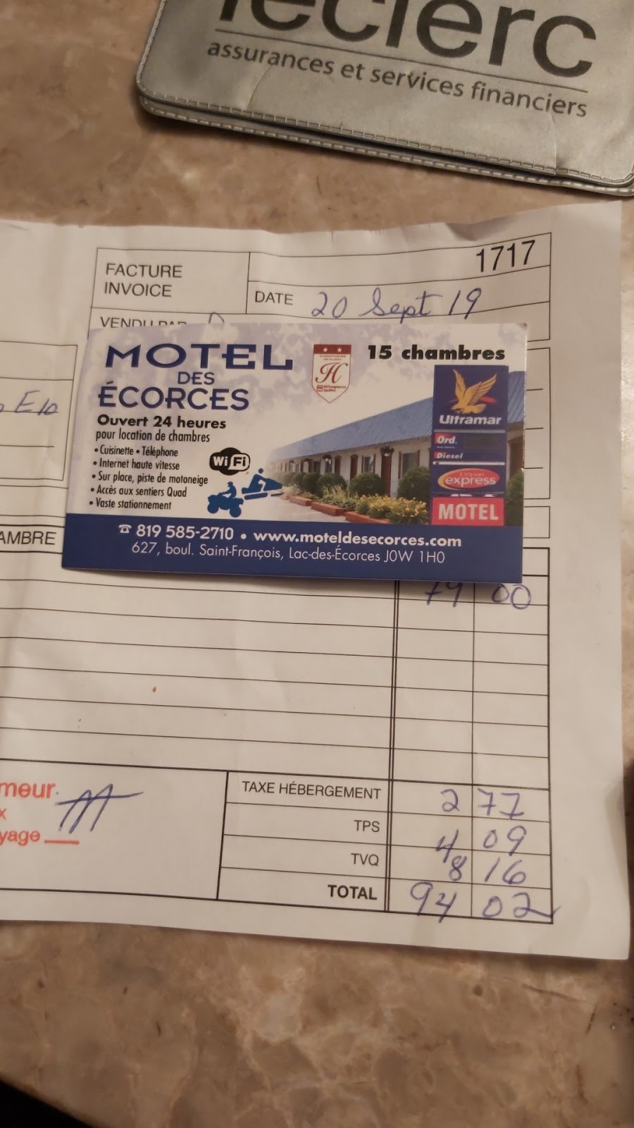 Motel des Écorces | 627 Bd Saint-François, Lac-des-Écorces, QC J0W 1H0, Canada | Phone: (819) 585-2710