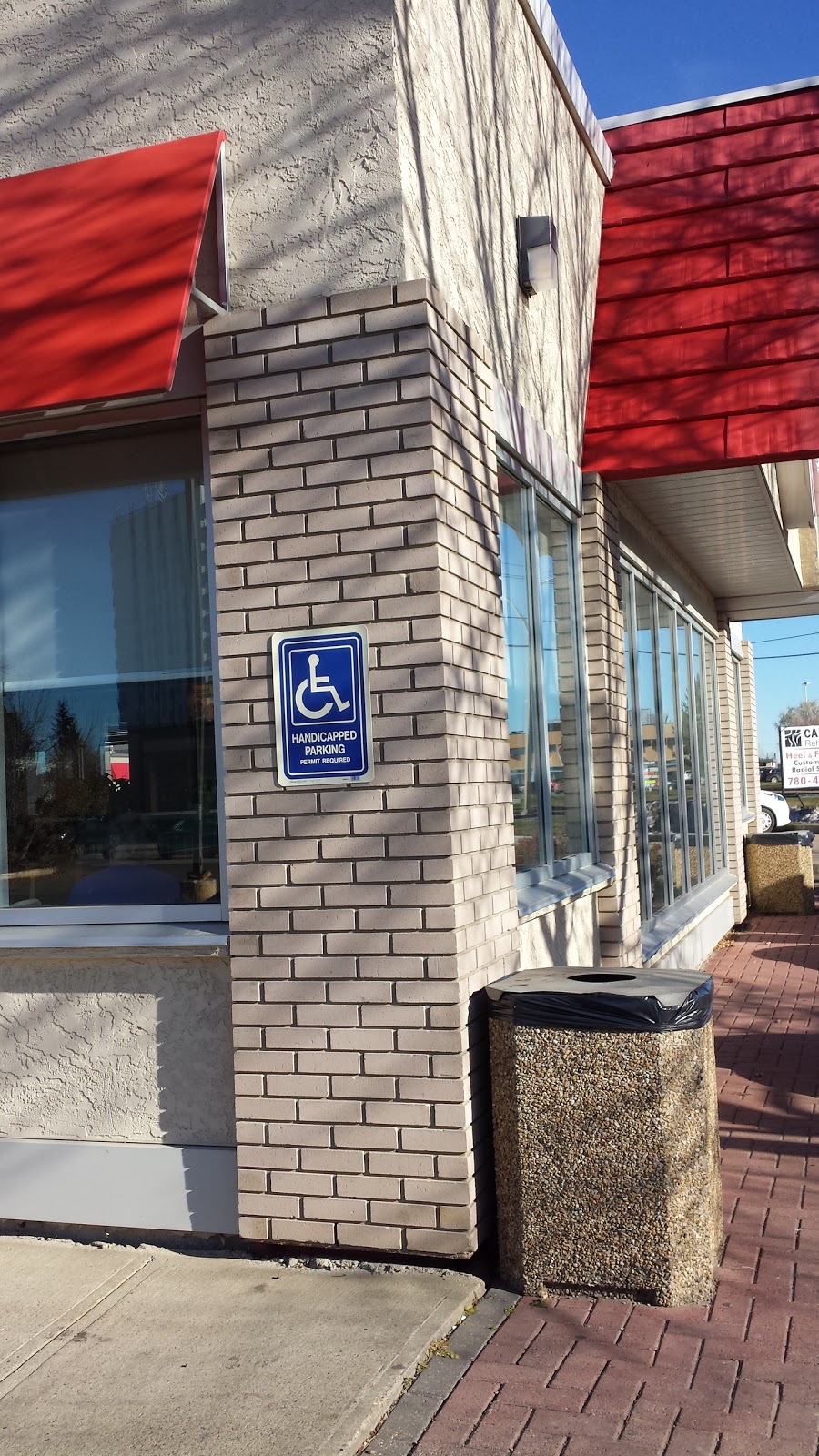 Dairy Queen | 6104 Terrace Rd NW, Edmonton, AB T6A 3Z1, Canada | Phone: (780) 469-2431