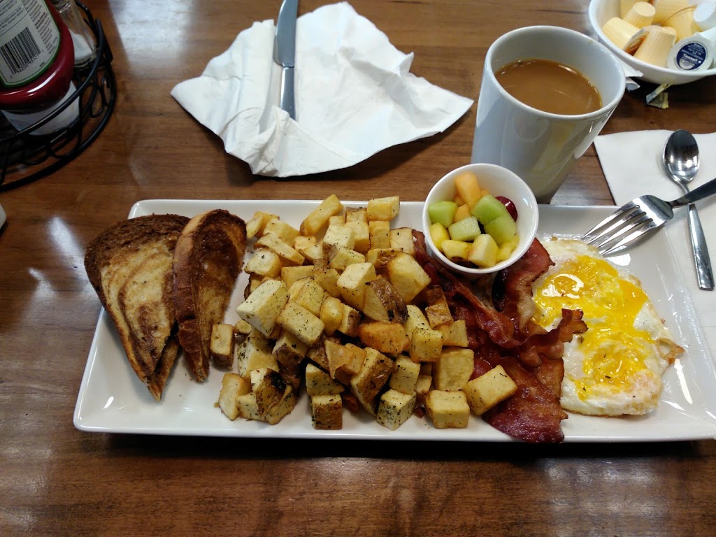 Kellys Bistro | 34 Victoria St E, Alliston, ON L9R 1T4, Canada | Phone: (705) 434-2108