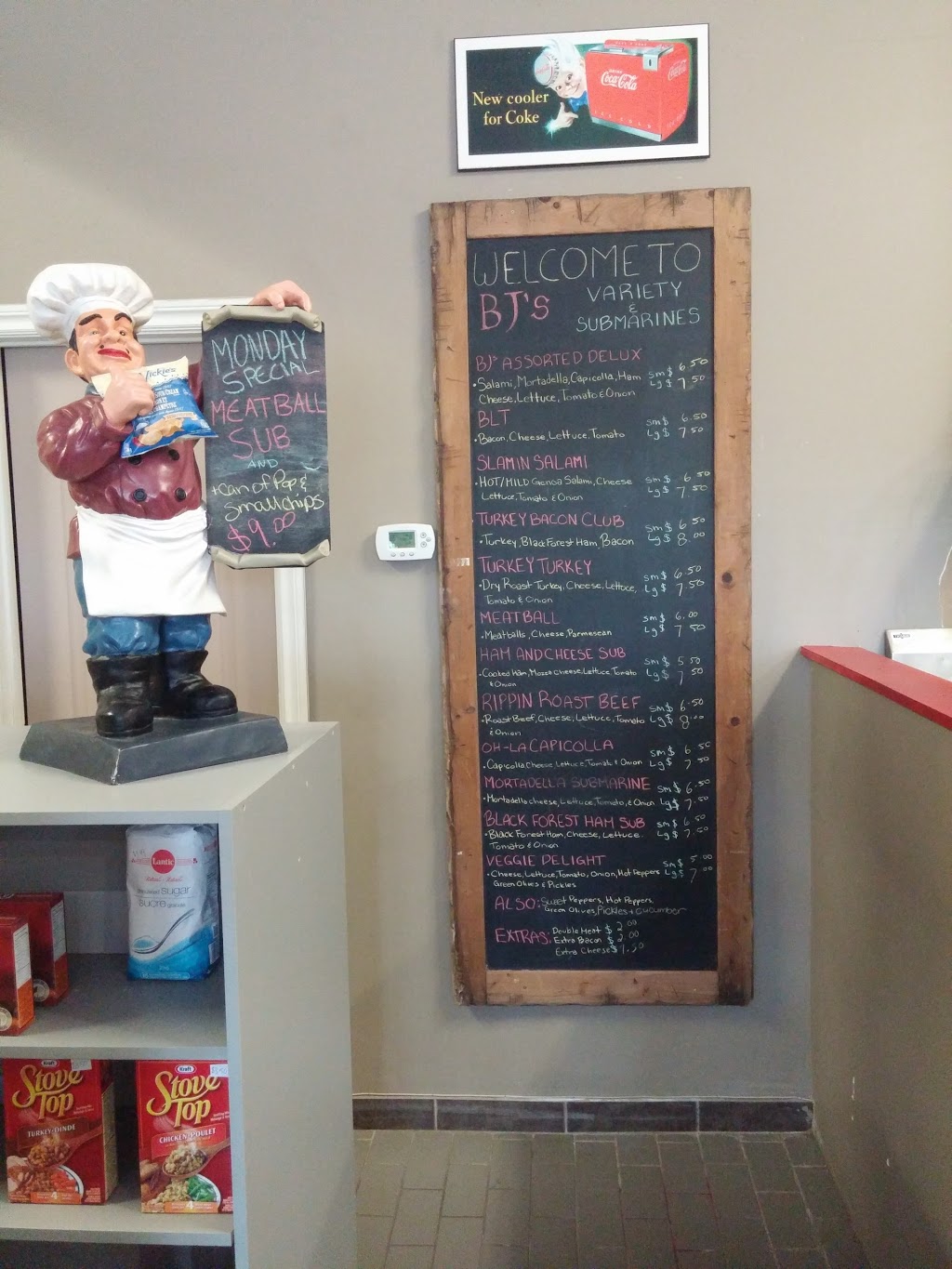 BJs Variety and Submarines | 35 Ontario Rd, Welland, ON L3B 5C1, Canada | Phone: (905) 735-5570