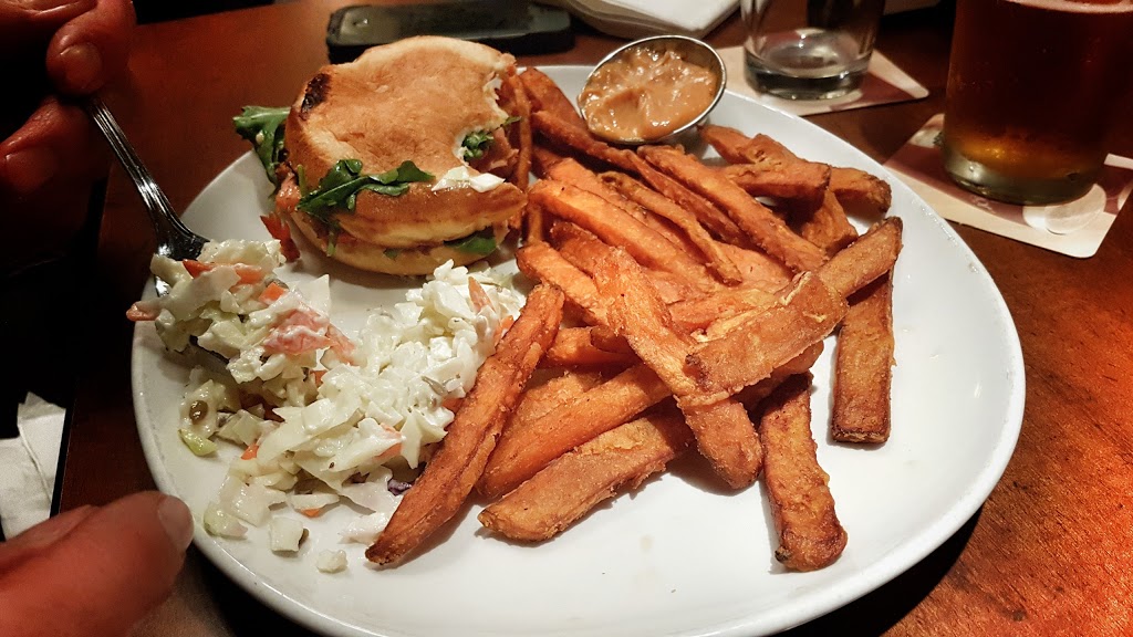 White Spot | 1200 Hunter Pl #410, Squamish, BC V8B 0G8, Canada | Phone: (604) 892-7477