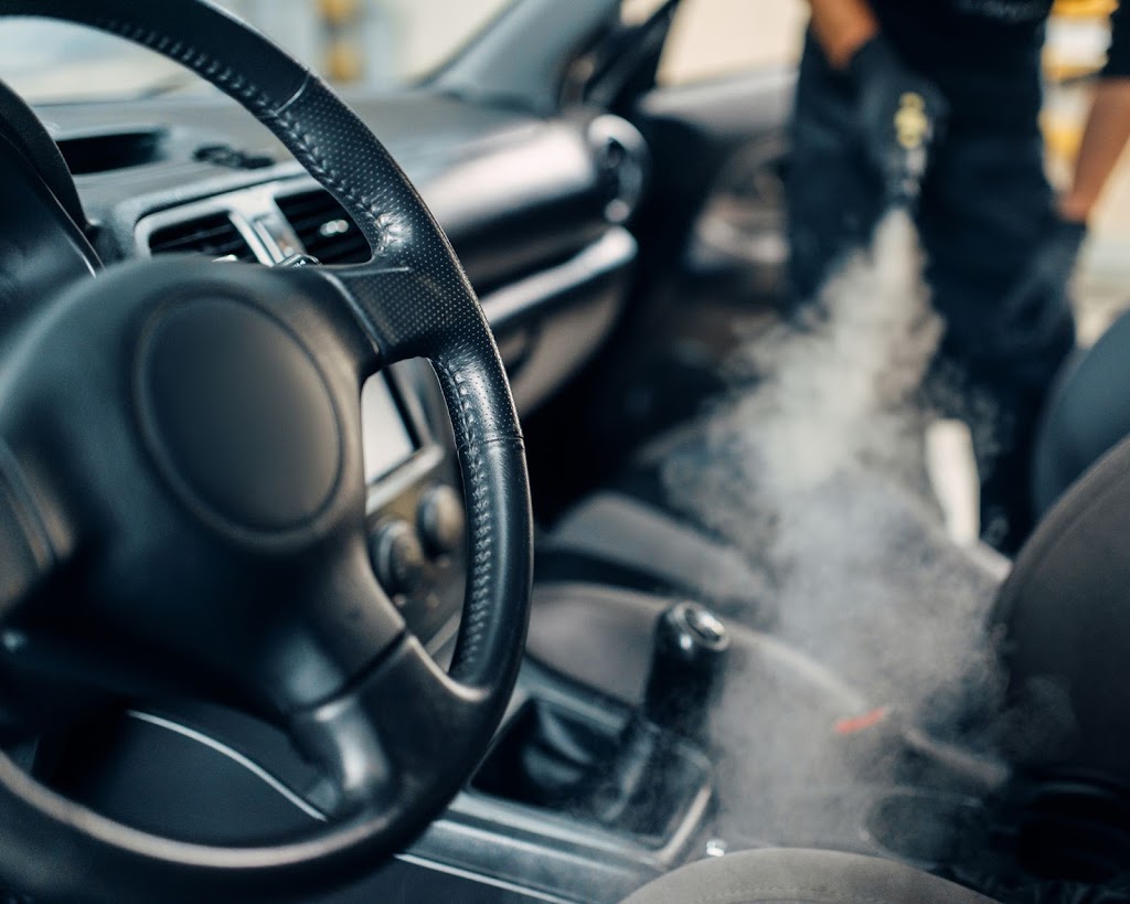 Lave-Auto St-Apo | Service desthétique automobile, Bateau, VR | Saint-Apollinaire | 63 Rue du Parc local 102, Saint-Apollinaire, QC G0S 2E0, Canada | Phone: (418) 204-2634