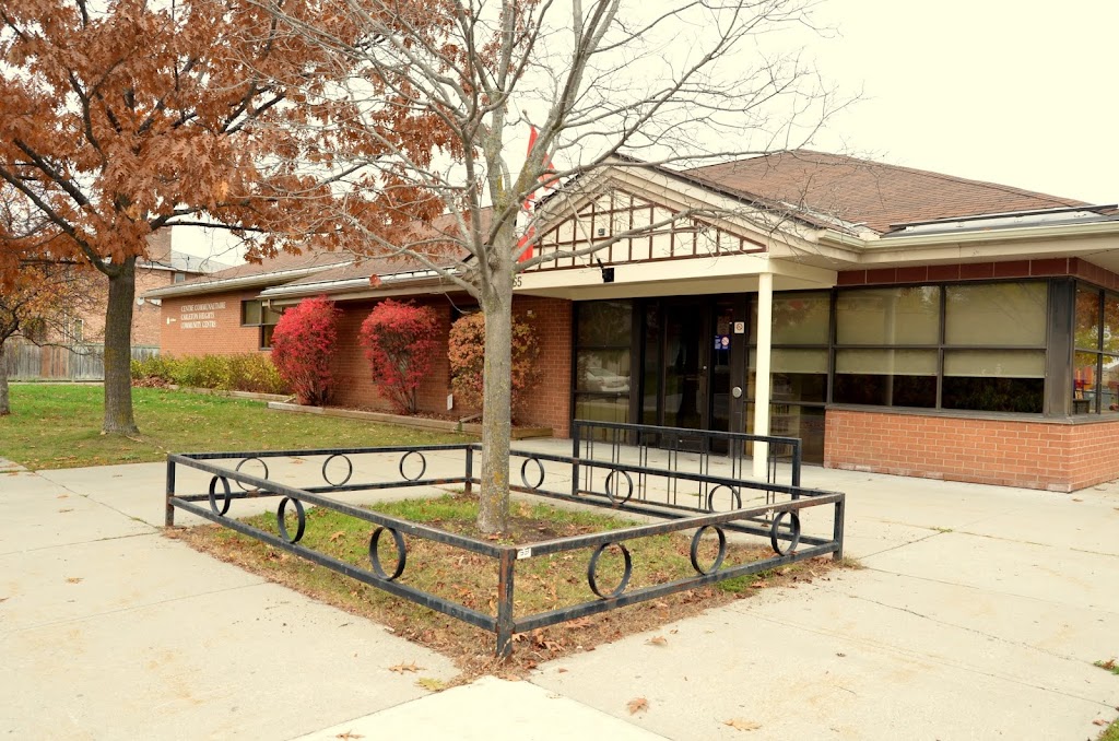 Carleton Heights Community Centre | 1665 Apeldoorn Ave, Ottawa, ON K2C 1V6, Canada | Phone: (613) 226-2208