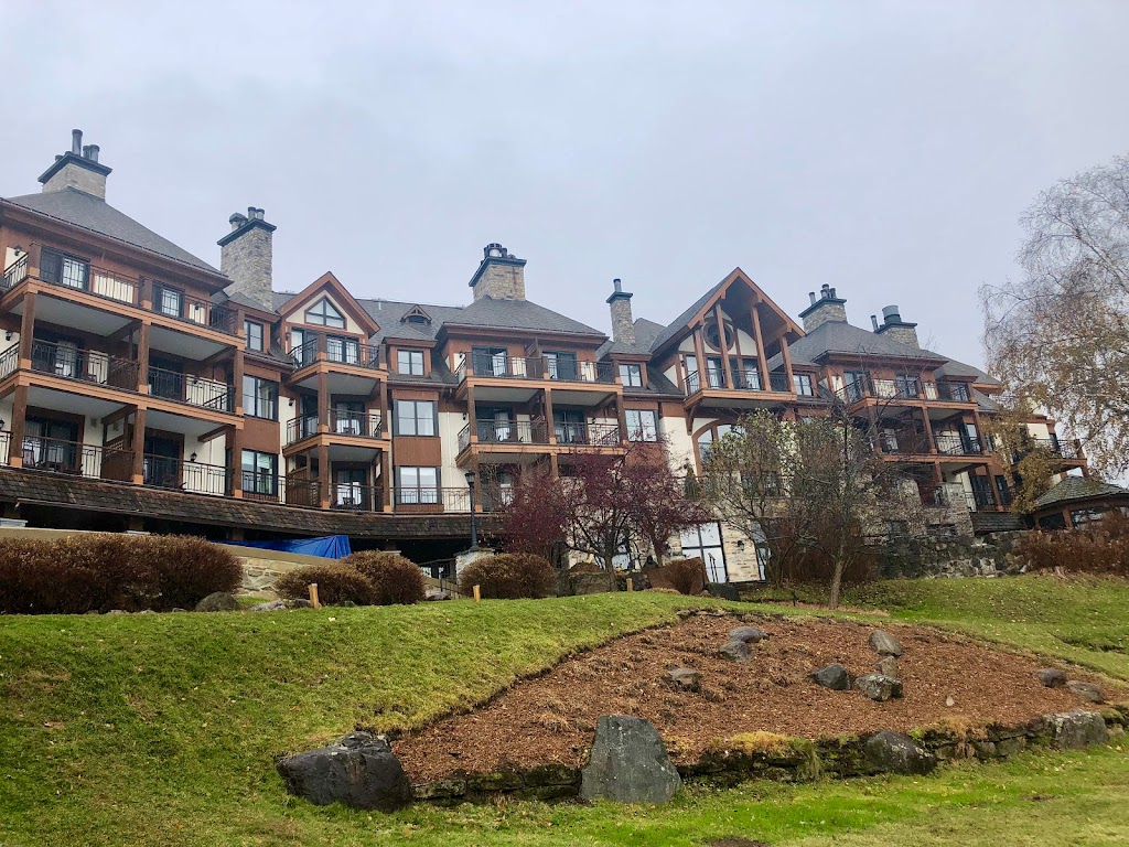Hôtel Quintessence | 3004 Chemin de la Chapelle, Mont-Tremblant, QC J8E 1E1, Canada | Phone: (819) 425-3400