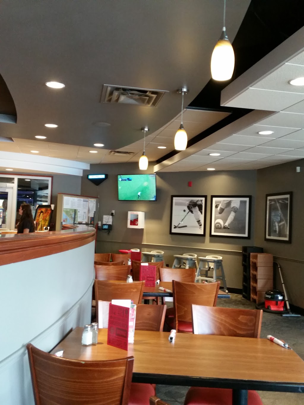 Boston Pizza | 490 Empire Rd, Sherkston, ON L0S 1R0, Canada | Phone: (905) 894-1991