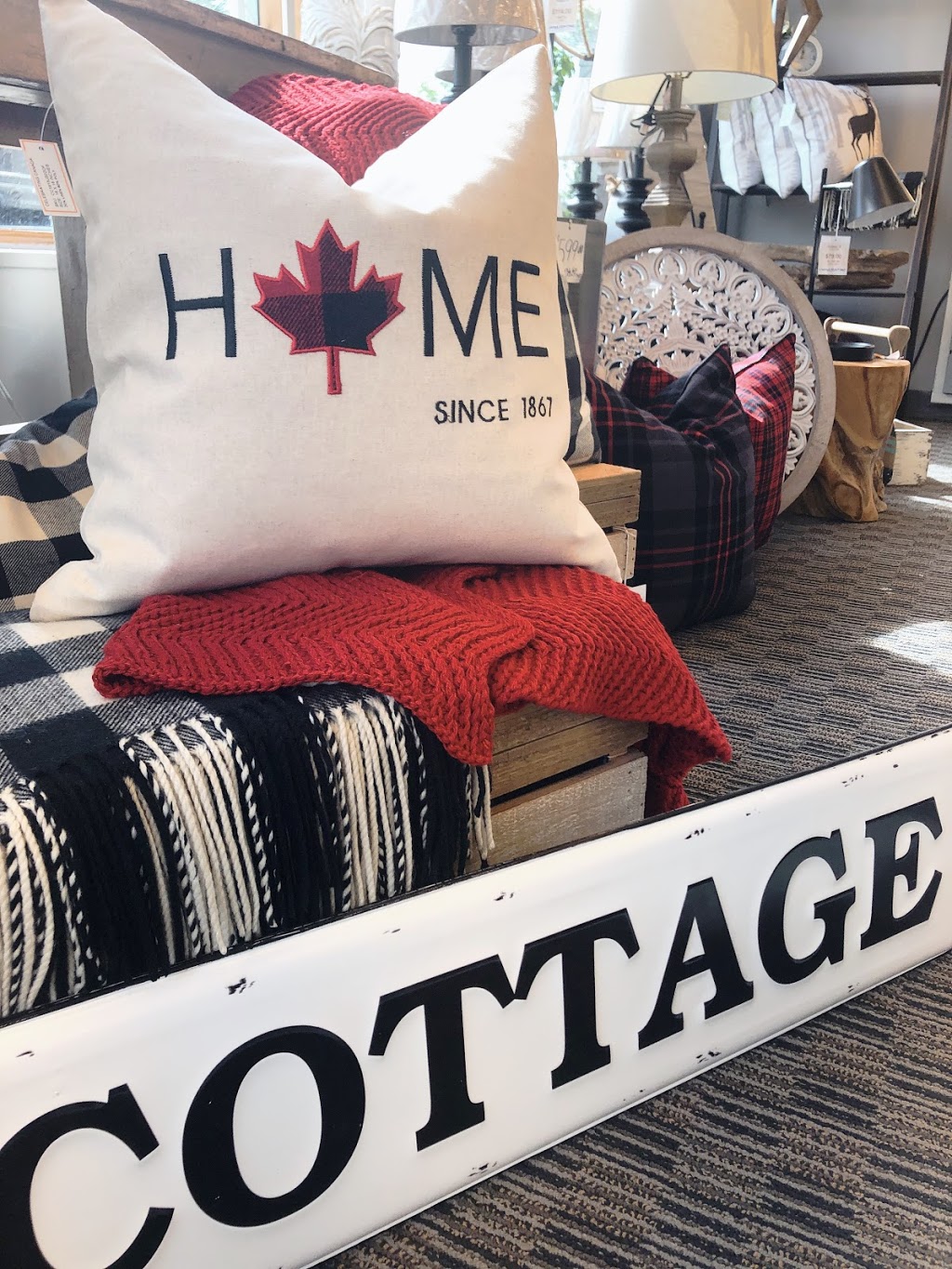 Colour ‘n Light Muskoka - Gravenhurst | 545 Muskoka Rd N, Gravenhurst, ON P1P 1E7, Canada | Phone: (705) 687-7956
