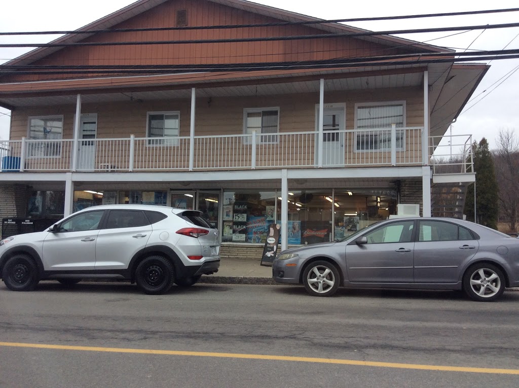 Dépanneur Super Dépanneur | 2333 Av de la Montagne, Shawinigan, QC G9N 6J9, Canada | Phone: (819) 539-2347