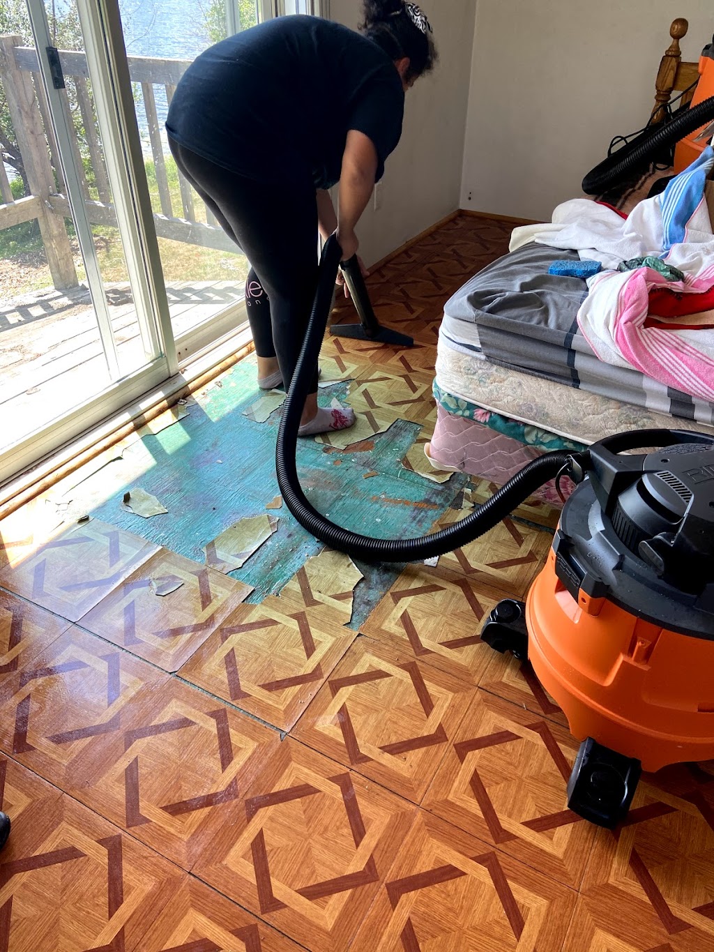 Perfectly done cleaning services | 1386 Highgate Rd appartement 5, Ottawa, ON K2C 3N6, Canada | Phone: (613) 879-1135