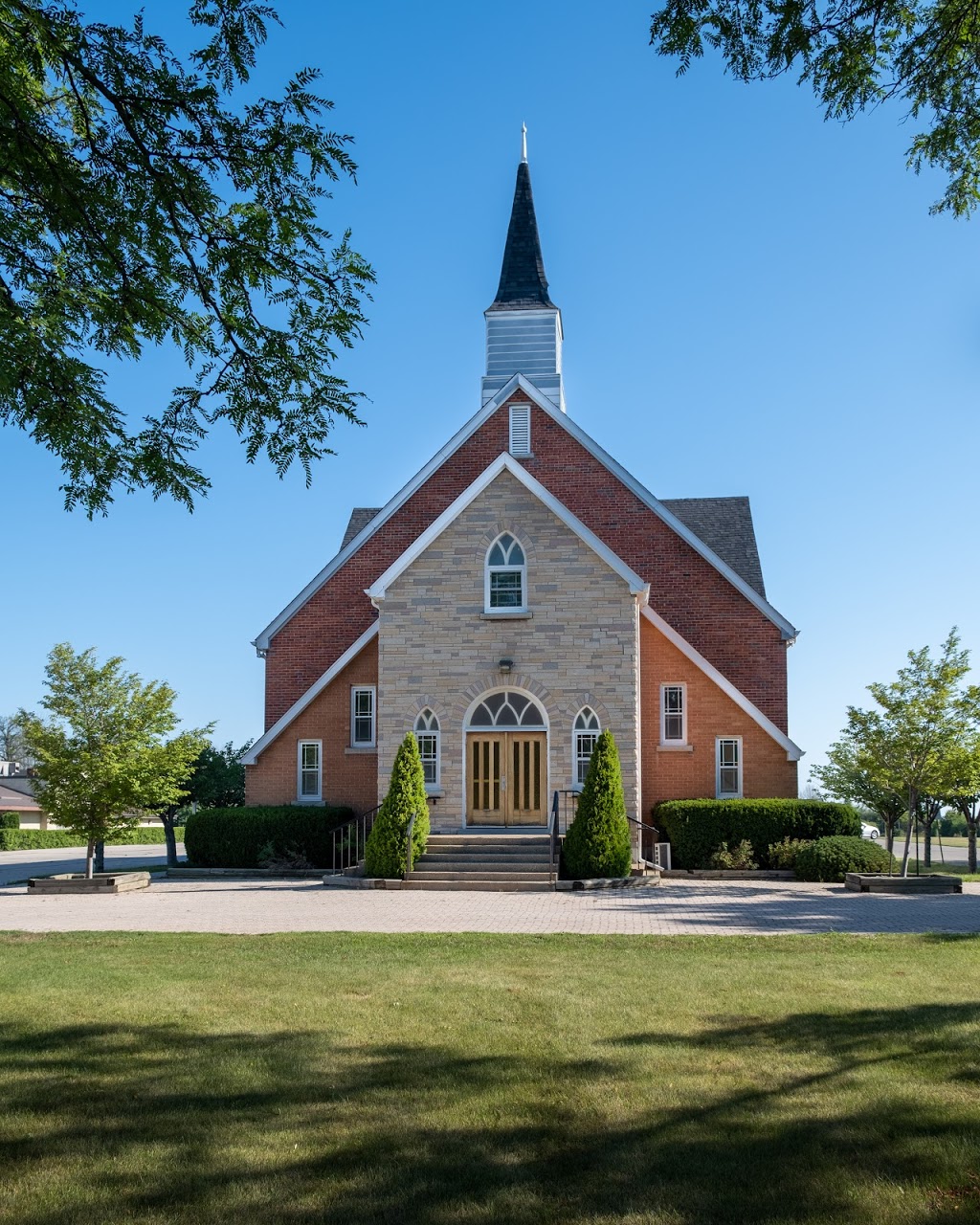 Fruitland Christian Reformed Church | 805 Hamilton Regional Rd 8, Stoney Creek, ON L8E 5J3, Canada | Phone: (905) 643-4340