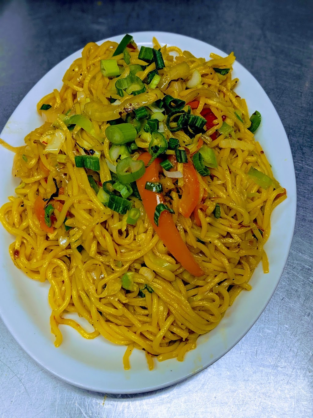 Spice Kings Bistro | 15325 56 Ave #102, Surrey, BC V3S 0X9, Canada | Phone: (604) 372-0033