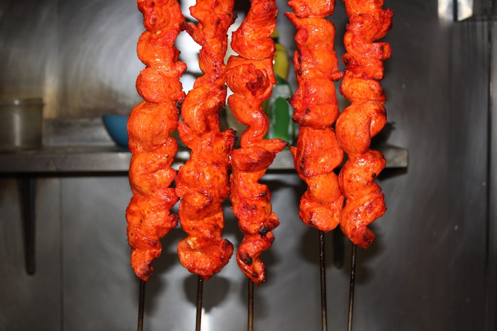 Koh-I-Noor Indian Restaurant | 465 Phillip St, Waterloo, ON N2L 6C7, Canada | Phone: (519) 888-0455