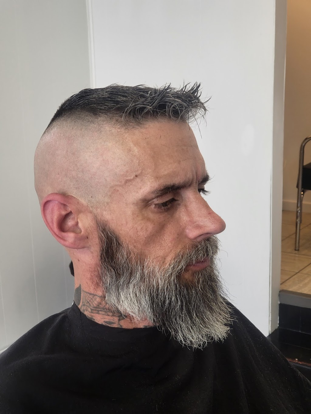 The Bruham Barber | 622 Bruham Ave, Pembroke, ON K8A 4Z7, Canada | Phone: (613) 631-0663