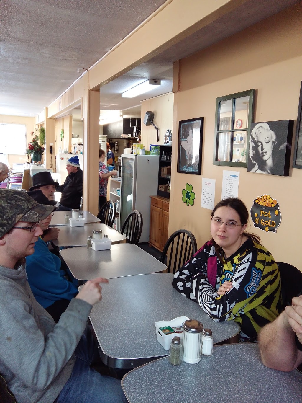 Madison Street Diner | 1287 Madison St, Orillia, ON L3V 6H4, Canada | Phone: (705) 326-4949