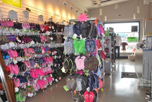 Alpha Uniforms & Shoes | 1501 Park St, Regina, SK S4N 2E9, Canada | Phone: (306) 352-5742