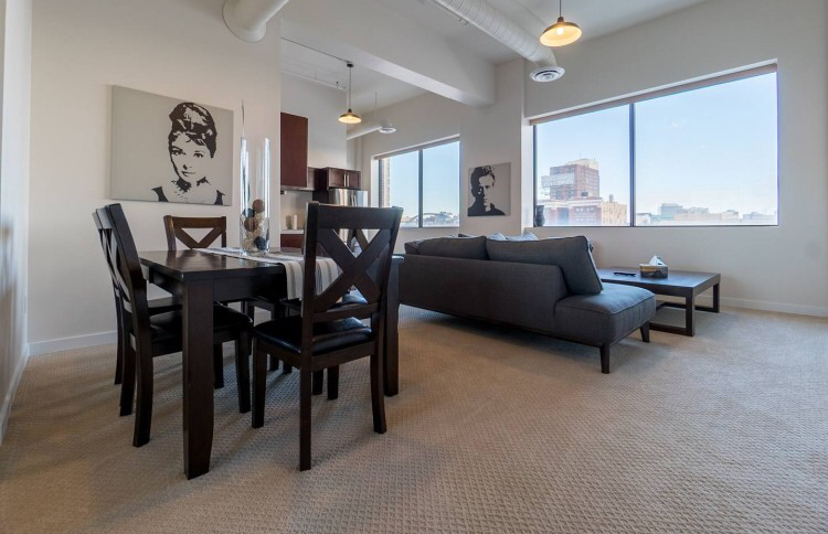 Executive Stay | 686 Portage Ave, Winnipeg, MB R3G 0M6, Canada | Phone: (431) 338-2060