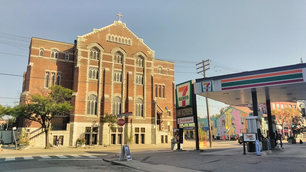 Saint Nicholas Ukrainian Catholic Church | 4 Bellwoods Ave, Toronto, ON M6J 1G2, Canada | Phone: (416) 504-4774