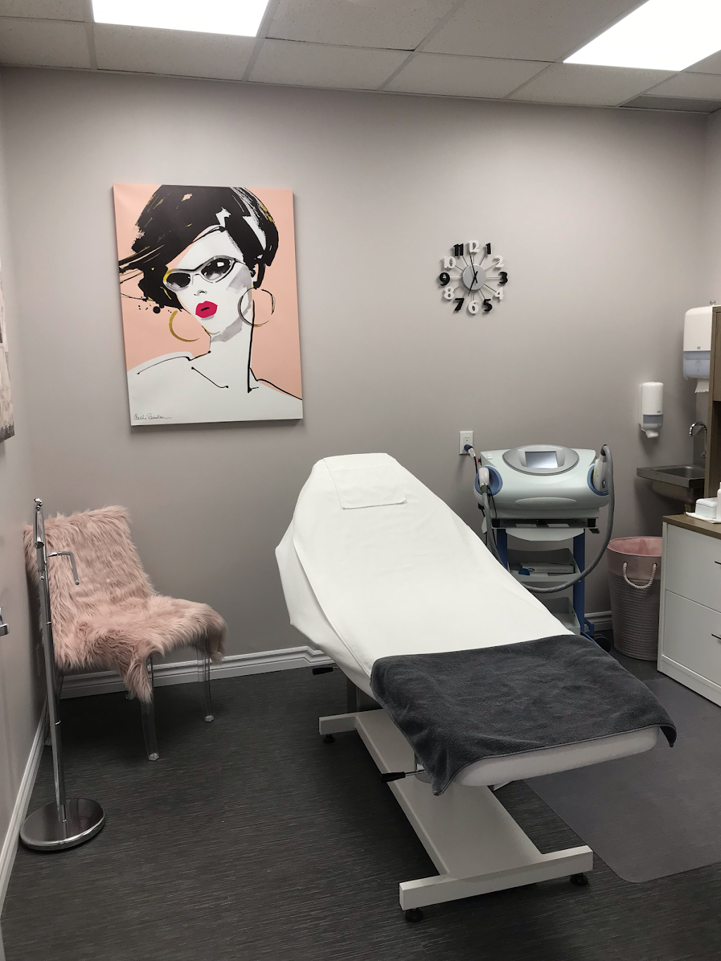 Afterglow Laser Spa | 310 Wellington Rd Unit J, London, ON N6C 4P4, Canada | Phone: (519) 601-0081