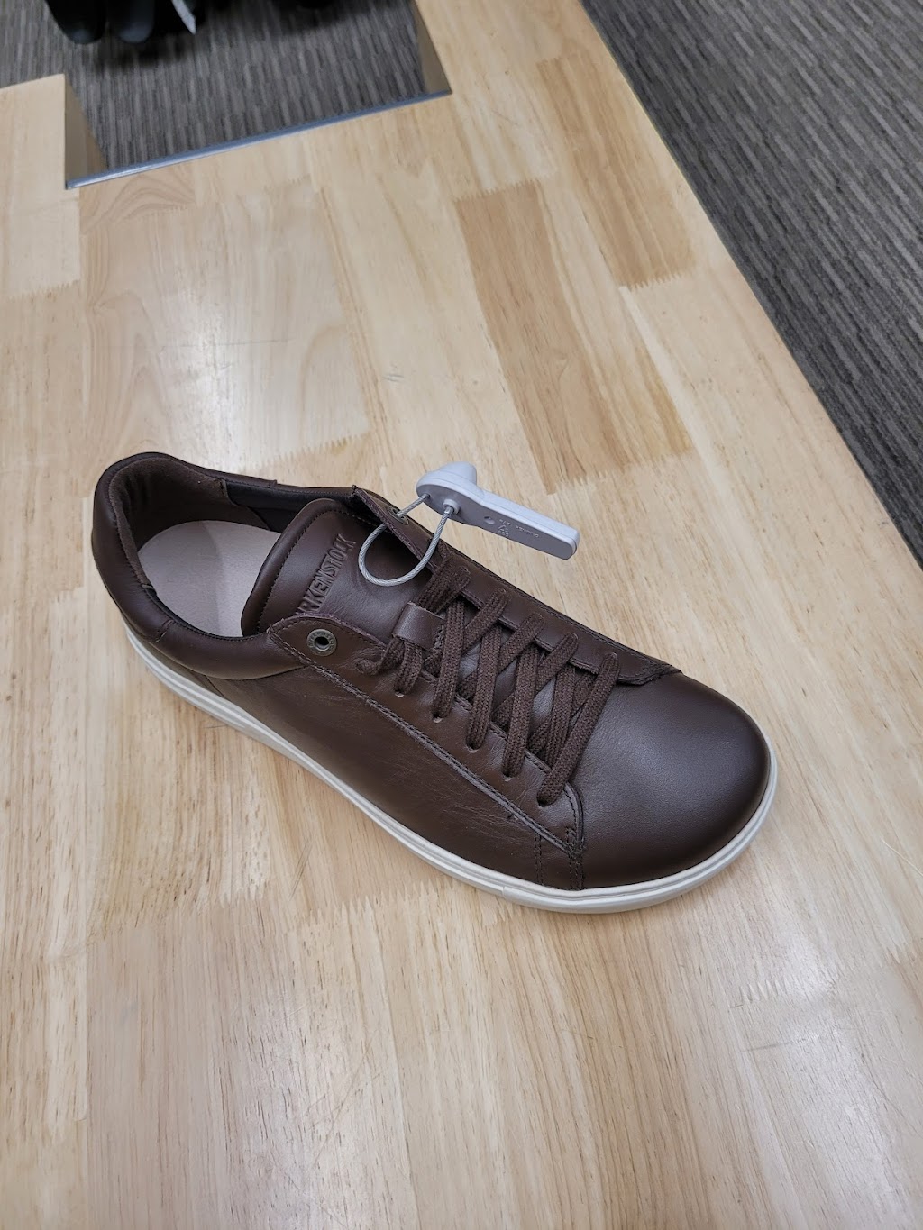 SHOE PER | 1310 Fanshawe Park Rd W, London, ON N6G 5B1, Canada | Phone: (226) 289-3732