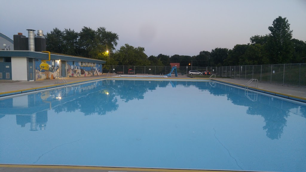 Oakridge Arena | 825 Valetta St, London, ON N6H 2Z2, Canada | Phone: (519) 661-4424