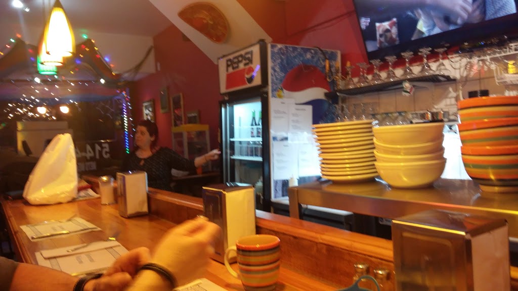 Nopales Taqueria Mexicaine | 8517 Rue Hochelaga, Montréal, QC H1L 2M1, Canada | Phone: (514) 493-0080