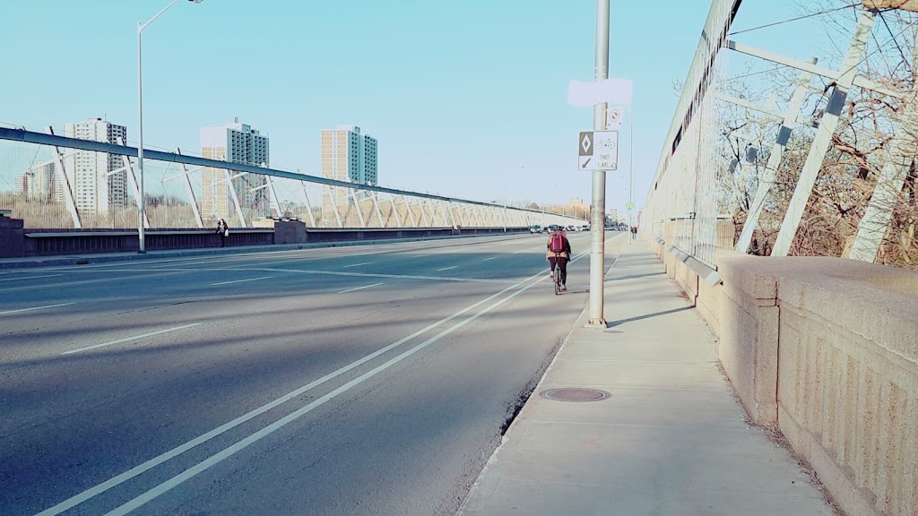 Prince Edward Viaduct Parkette | 1J3, 725 Bloor St E, Toronto, ON M4W 1J3, Canada | Phone: (416) 338-4386
