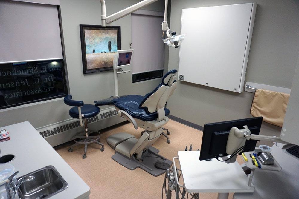 Ultima Dental Wellness | 506 71 Ave SW #202, Calgary, AB T2V 4V4, Canada | Phone: (403) 259-3401