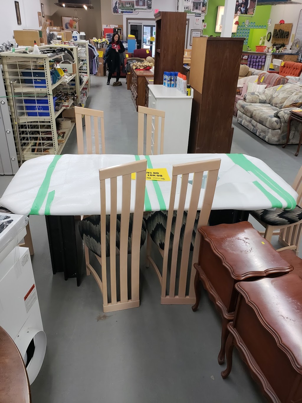 Deals Express | 150 Bunting Rd, St. Catharines, ON L2P 3G5, Canada | Phone: (905) 641-8822