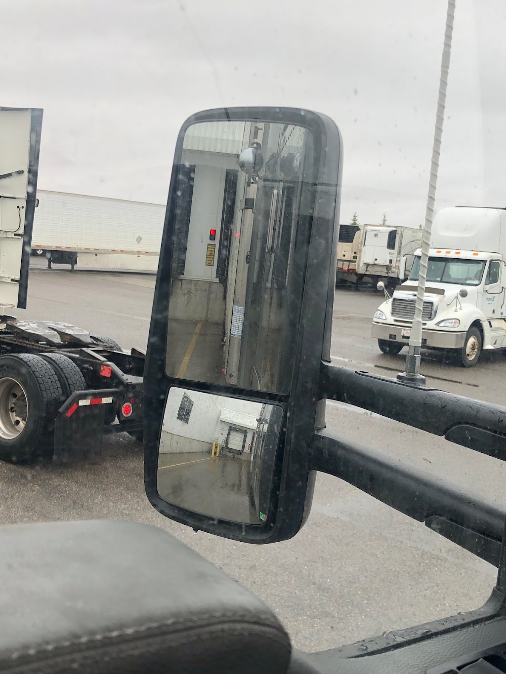 Walmart Canada Logistics PDC | 261039 Wagon Wheel Cres, Alberta T4A 0E2, Canada | Phone: (403) 291-8500