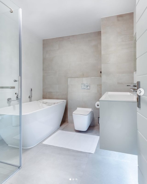 Crystal Shine Cleaning | 19295 72 Ave #1, Surrey, BC V4N 5Y3, Canada | Phone: (778) 874-8182