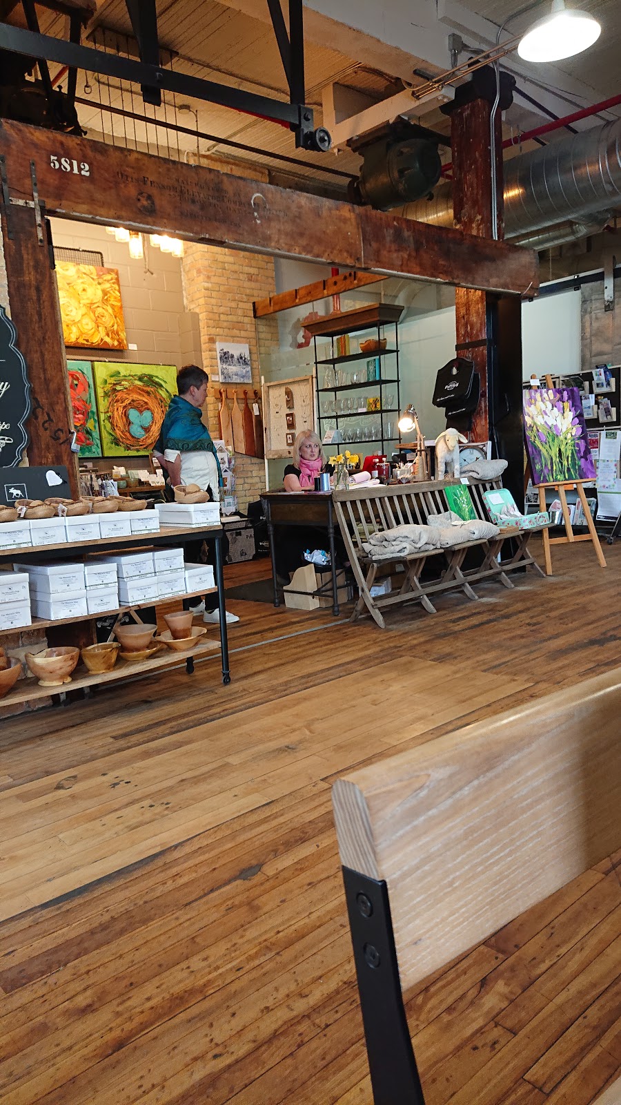 Blue Dog Coffee Roasters - Cafe | 31 Mechanic St, Paris, ON N3L 1K1, Canada | Phone: (519) 302-0556
