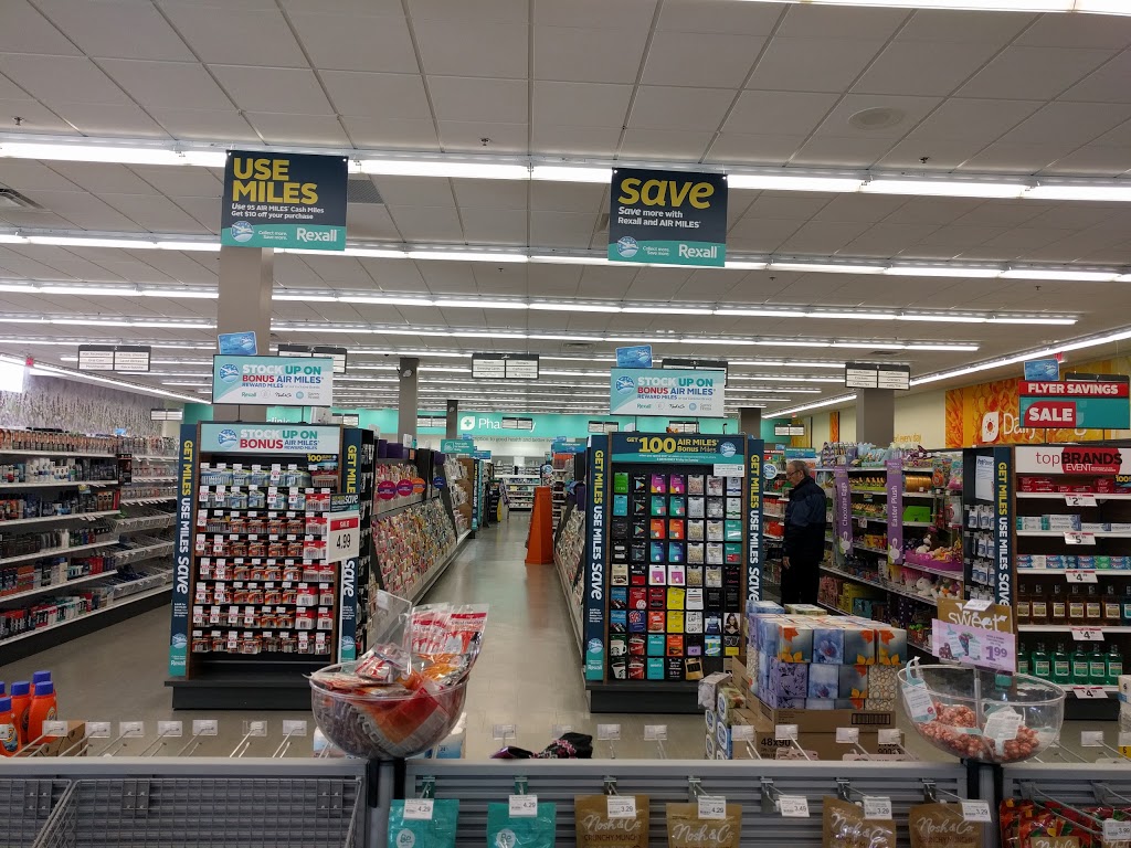 Rexall Drugstore | 2116 Montreal Rd, Gloucester, ON K1J 6M7, Canada | Phone: (613) 741-1489