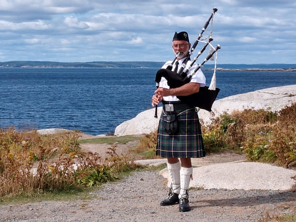 Peggys Cove Lighthouse | Peggys Point Rd, Peggys Cove, NS B3Z 3S1, Canada | Phone: (613) 993-0999