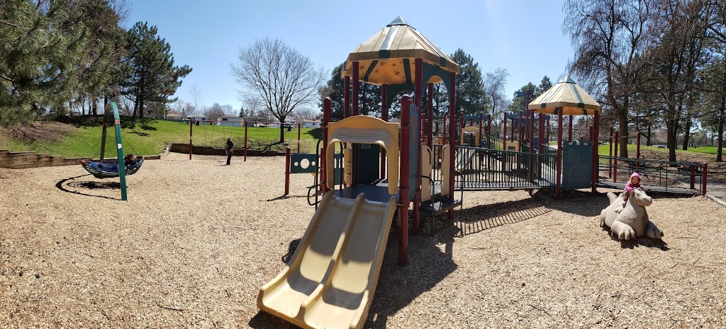 Bishops Cross Park | German Mills, Markham, ON L3T, Canada | Phone: (905) 415-7509